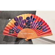 wachlarz hiszpański polerowana grusza FLORES de SEDA 27 cm - NOWOŚĆ - kwiaty, wzór 2 - y_wachlarz2777_pelny_poler_grusza_jedwabna_tkanina_27cm_fioletowe_kwiaty.jpg