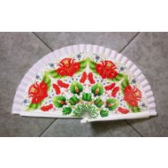 wachlarz hiszpański KWIATY z JARZĘBINĄ 23 cm - biały - y_wachlarz9222_pelny_jednostronny_kwiaty_z_jarzebina_23cm_biale_tlo.jpg